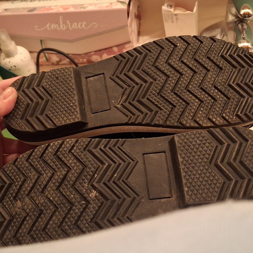Faux Fur Lined Black Winter Boots - Picture 5 of 5